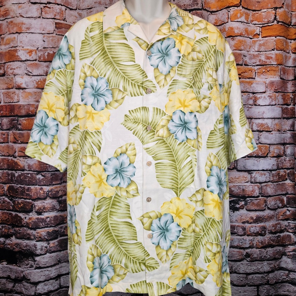 Vintage Tommy Bahama Mens Large 100% Silk Hawaiian Camp Shirt Cream T31168